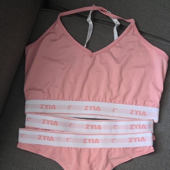 ZYIA Other - ZYIA Comfort Sport Bra Set